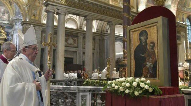 El Papa ante la Salus Populi Romani: "El diablo no entra en la ...